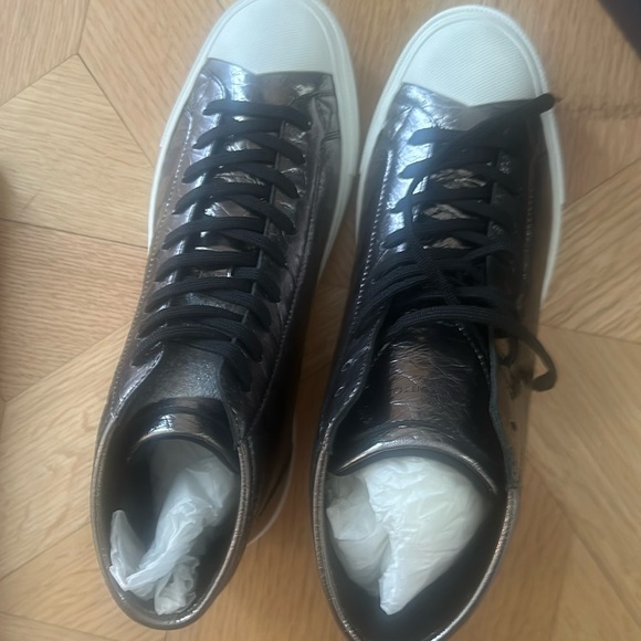 Louis Vuitton brand new high top silver sneakers men’s size 7 - Picture 1 of 4